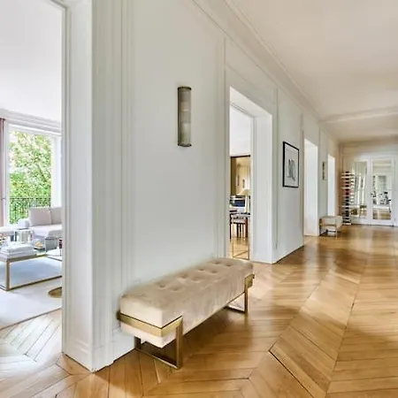 Luxury Eiffel Tower Apartman