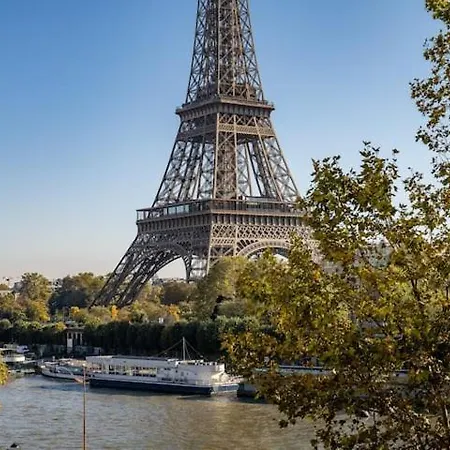 Luxury Eiffel Tower Apartman *